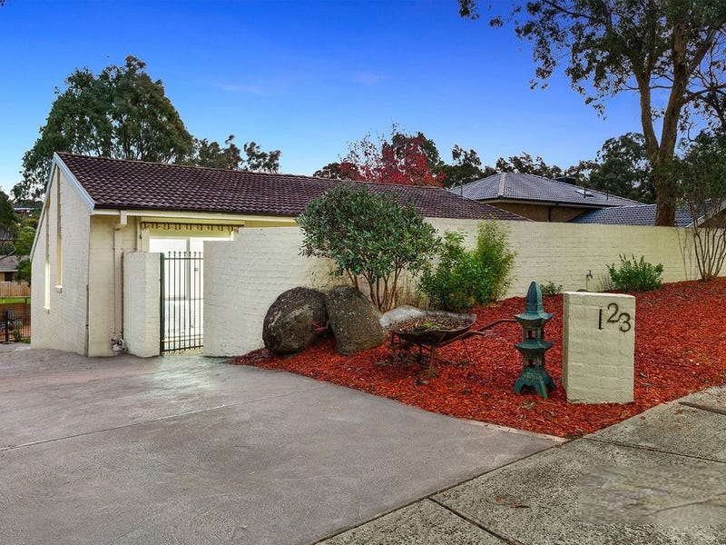 23 Dunbarton Drive, Eltham North, Vic 3095