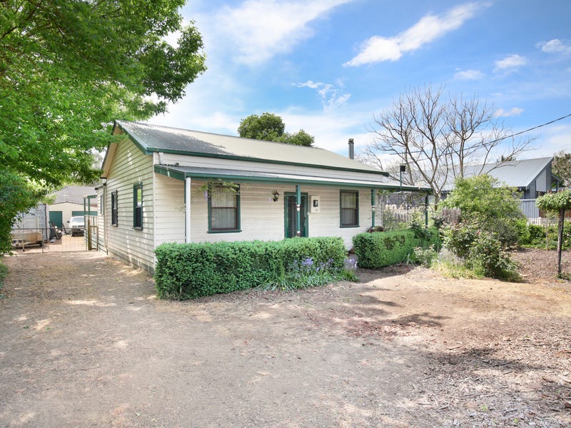 40 Smith Street, Healesville, Vic 3777 Property Details