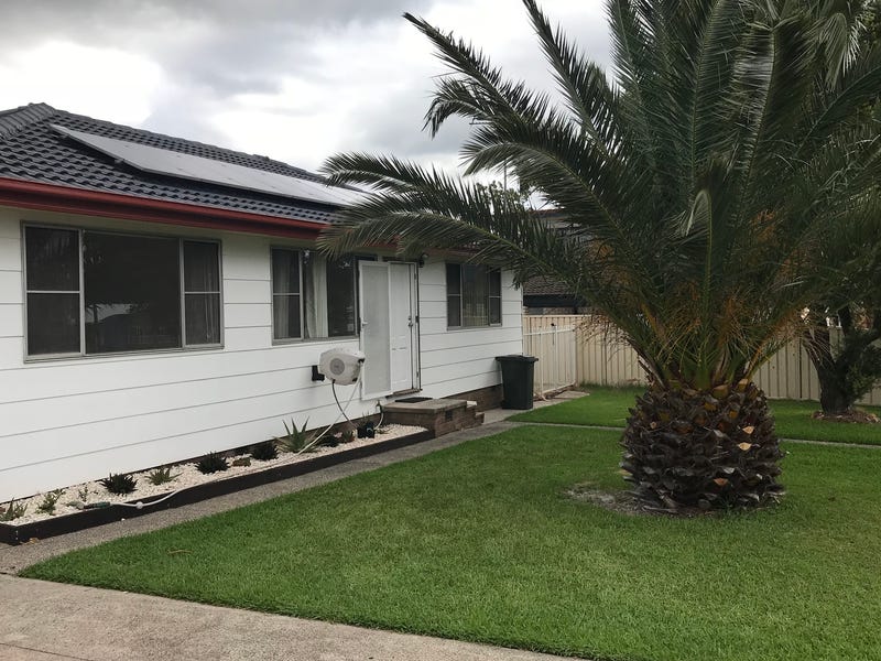 2 Lakeside Drive, Kanahooka, NSW 2530