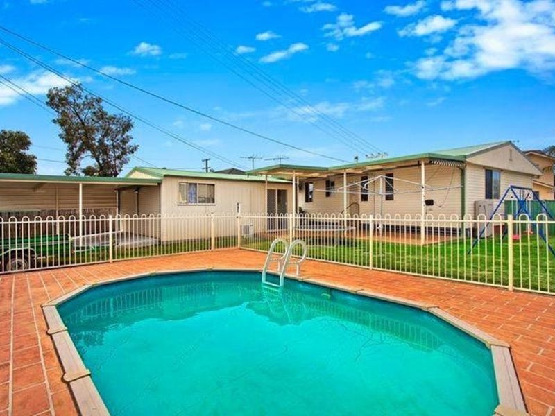 4 Kalgoorlie Place, Cartwright, NSW 2168 Property Details