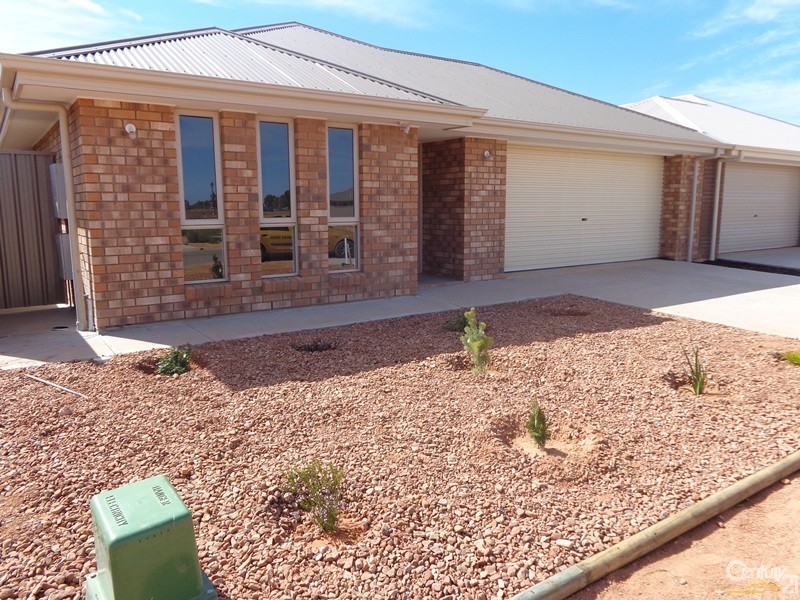 8 Gale Street, Whyalla Jenkins, SA 5609