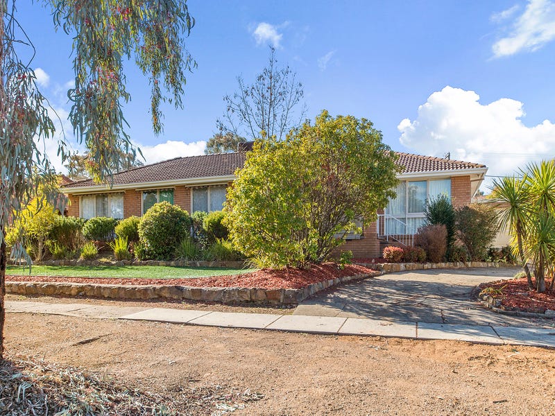 89 Sternberg Crescent, Wanniassa, ACT 2903 Property Details