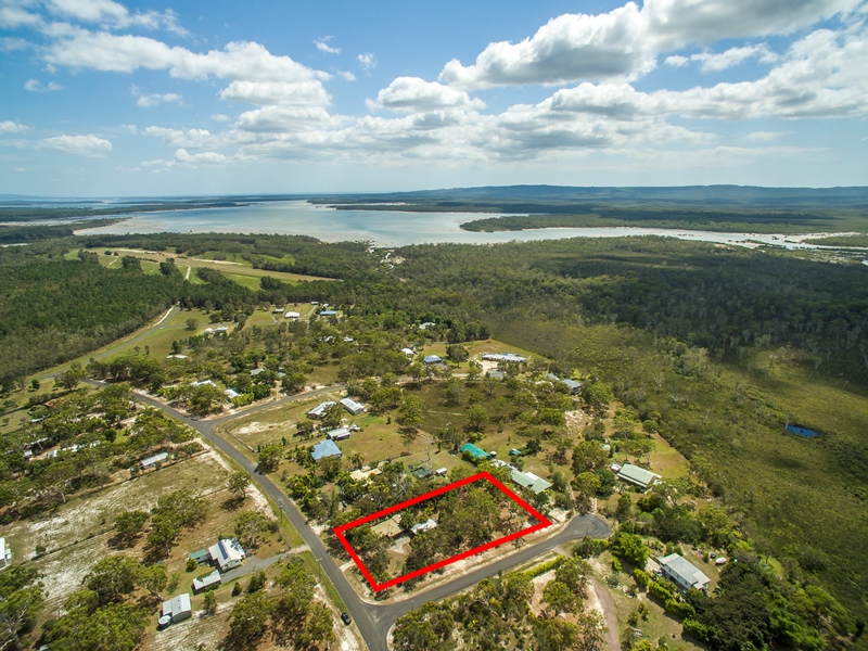 10 Atlantis Avenue, Cooloola Cove, QLD 4580