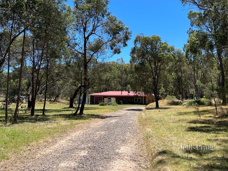 64 Buntins Road, Elphinstone, Vic 3448 House for Sale