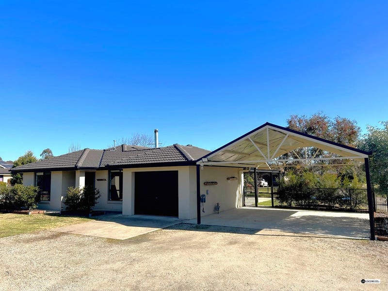 1/111 Pioneer Drive, Jindera, NSW 2642