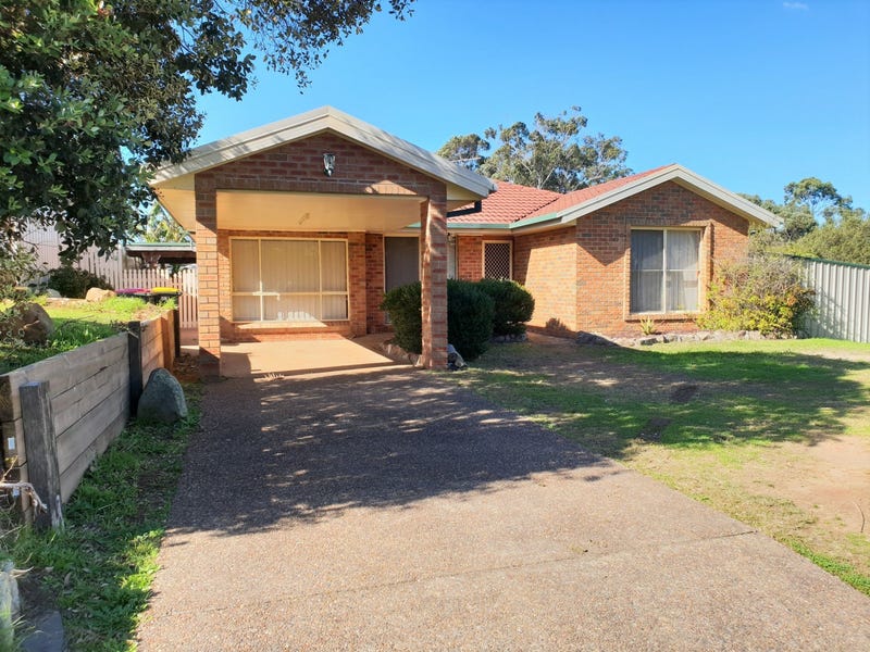 2 Redman Road, Medowie, NSW 2318