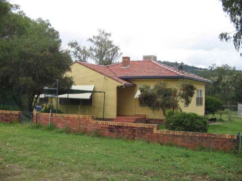 784 New England Highway, Tamworth, NSW 2340 Property Details