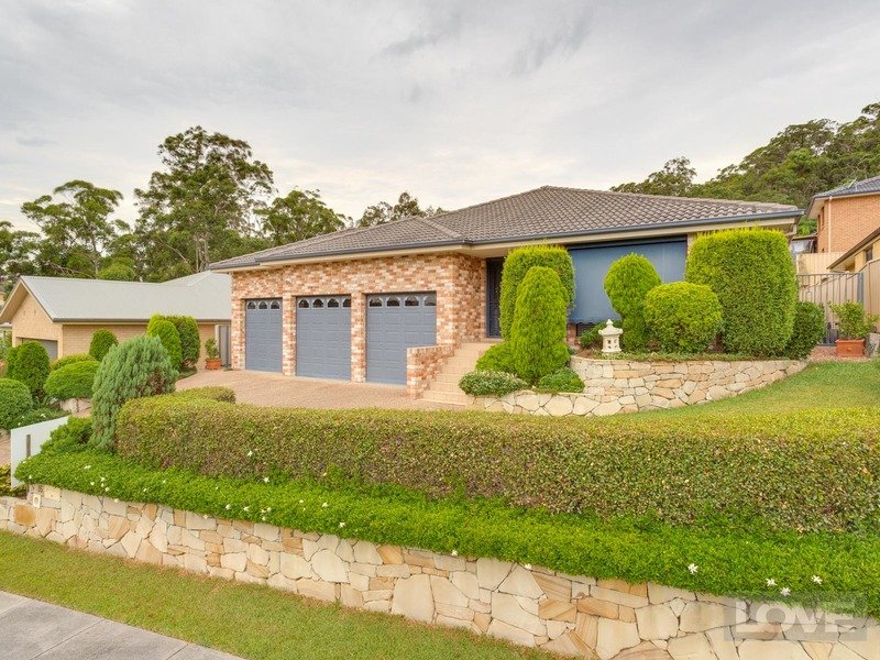 16 Julindur Road, Cameron Park, NSW 2285