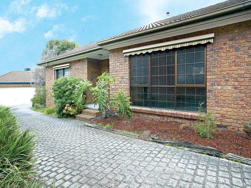 1/8 The Corso, Parkdale, Vic 3195 Property Details