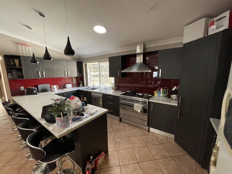 16 Ballybunion Drive, Parkwood, QLD 4214