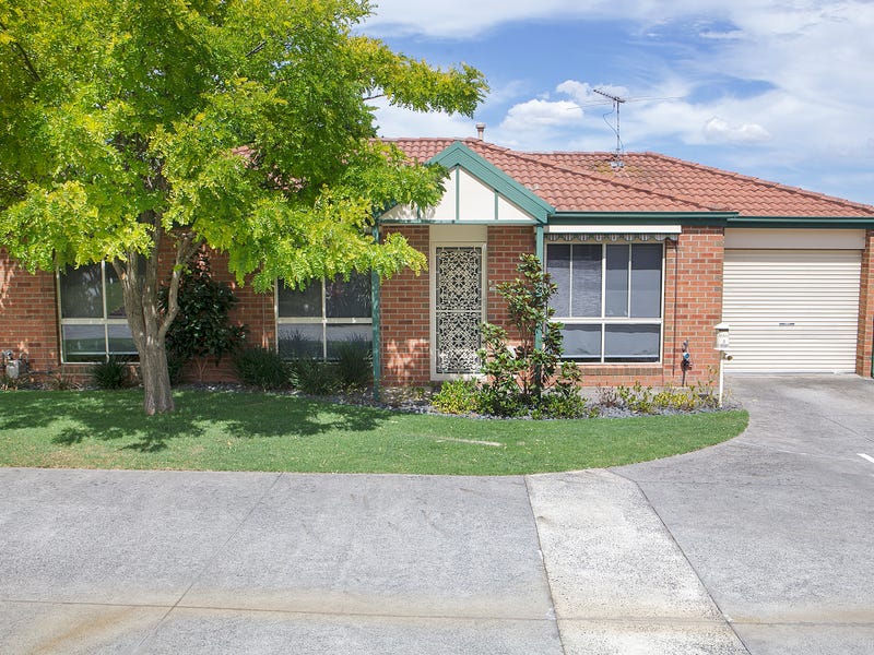 8/15 Potts Road, Langwarrin, Vic 3910 Property Details