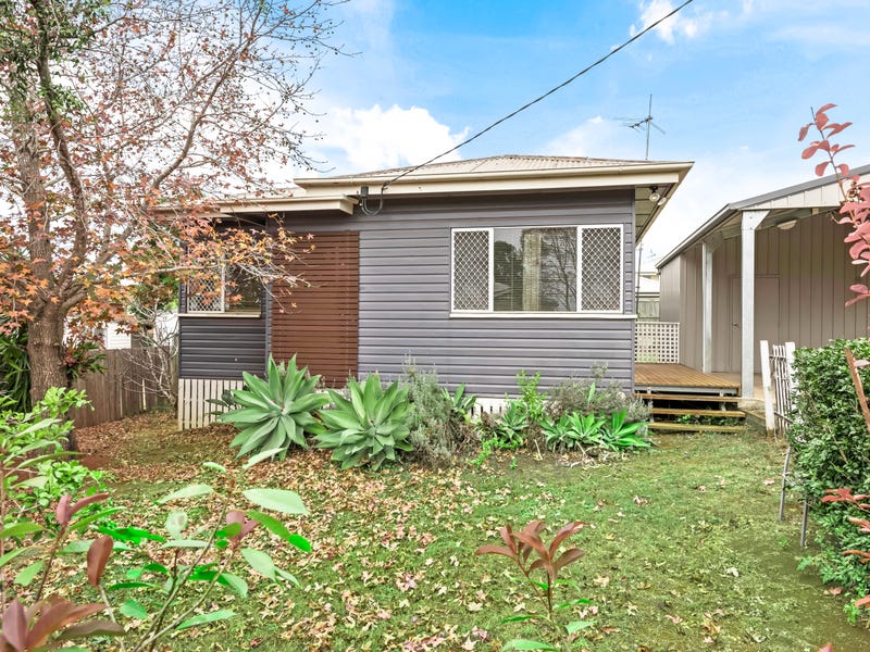 68 Gordon Avenue, Newtown, QLD 4350