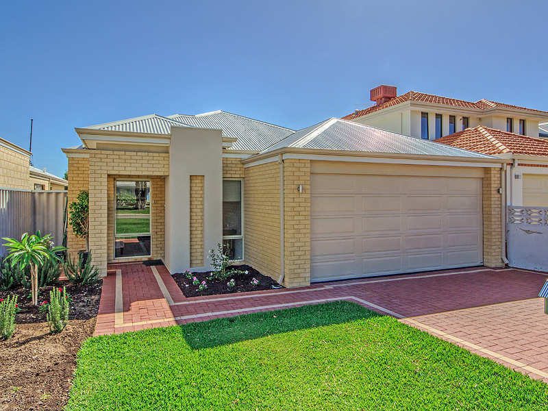 8B Sloan Street, Rockingham, WA 6168