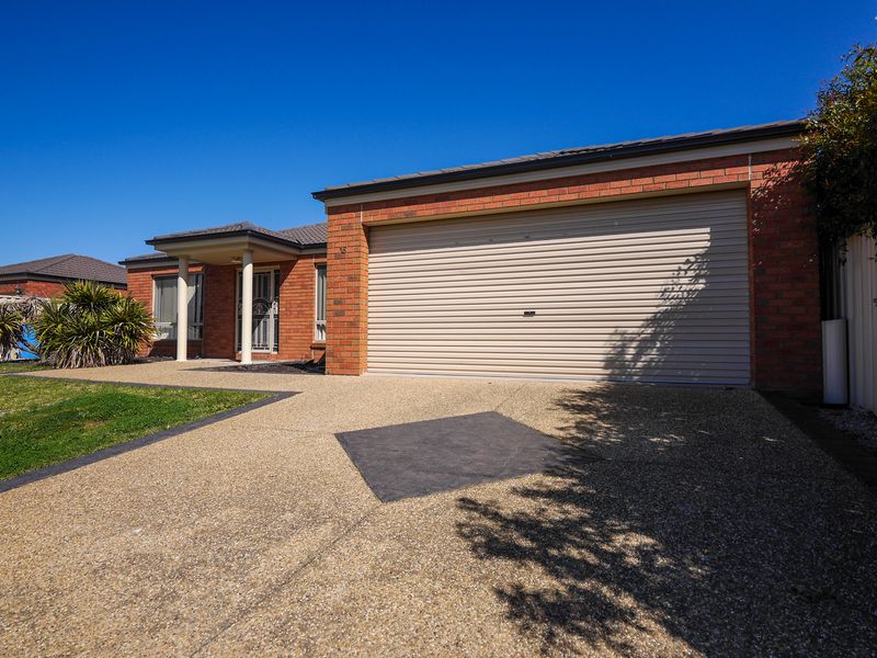 16 Streeton Drive, Shepparton, Vic 3630 Property Details