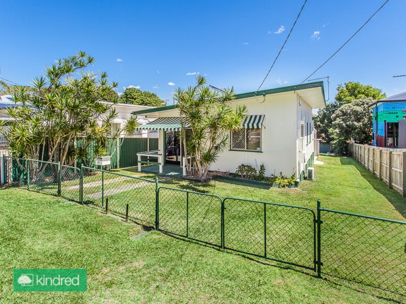 83 Mclennan Street, Woody Point, QLD 4019