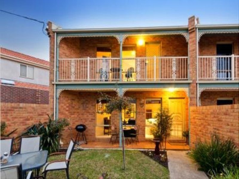 1/214 Queen st, Altona, Vic 3018 Property Details