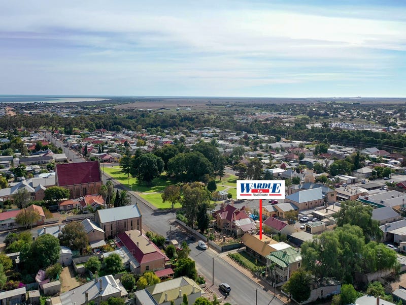 20 Robert Street, Moonta, SA 5558