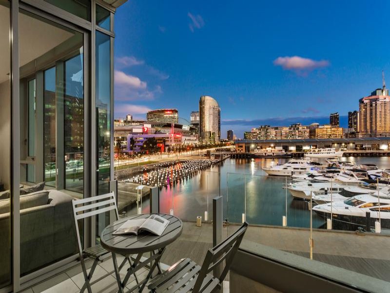 204/2 Newquay Promenade, Docklands, Vic 3008 Property Details