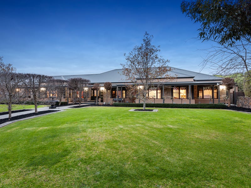 6264 Laurimar Hill Drive, Doreen, Vic 3754 Property Details