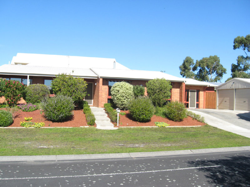 16 Meanderri Drive, Inverloch, VIC 3996