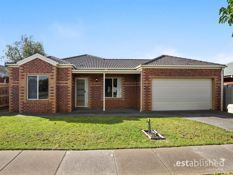 17 Hollington Cres, Point Cook, VIC 3030
