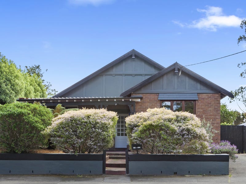 72 Waratah Street, Katoomba, NSW 2780 Property Details