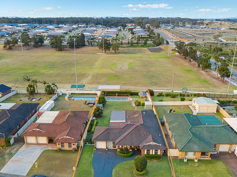 5 Avard Close, Thornton, NSW 2322 Property Details