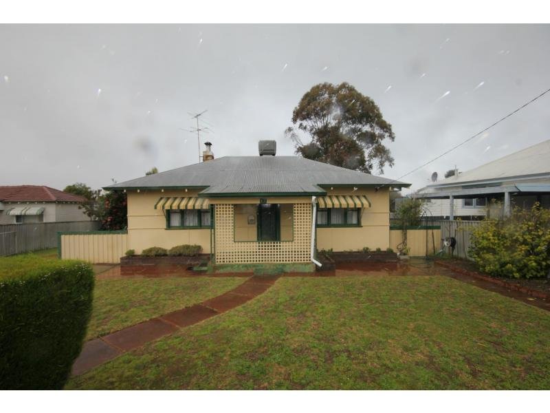 50 Bucktin Street, Collie, WA 6225 Property Details