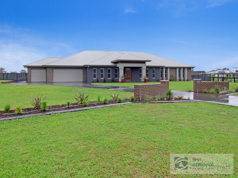 6 Humewood Place, Luddenham, NSW 2745 Property Details