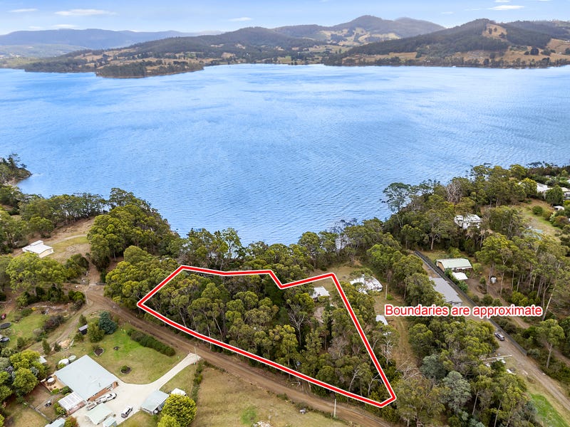 10 Glovers Road, Deep Bay, TAS 7112
