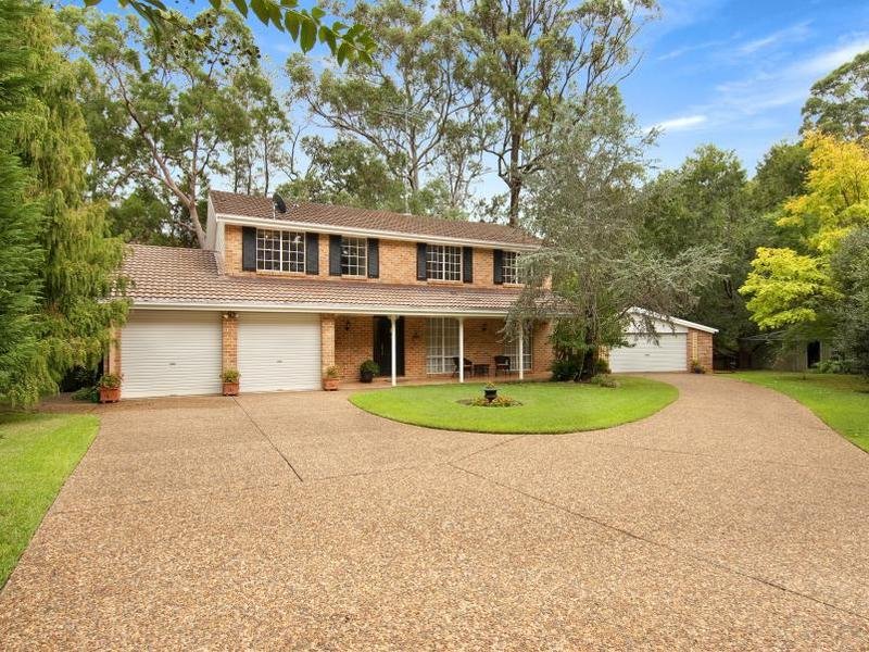 1 Swan Place, Pennant Hills, NSW 2120