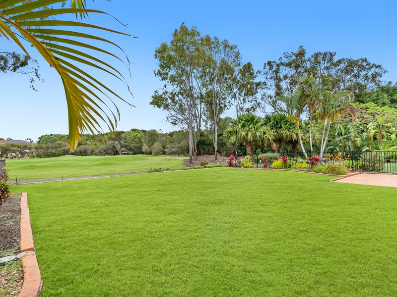 8383 Magnolia Drive E, Hope Island, QLD 4212