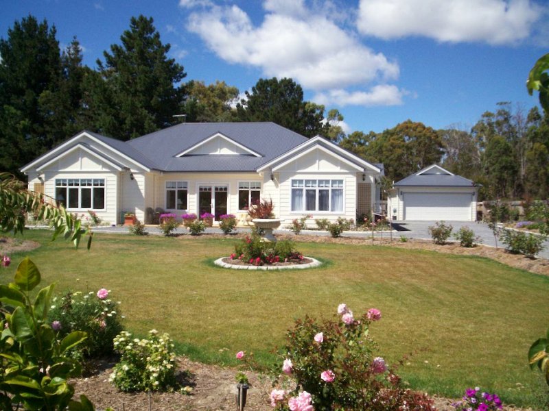 14 Carl Court, Swan Point, TAS 7275