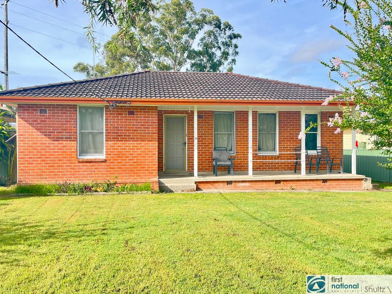 16 Ronald Road, Taree, NSW 2430 Property Details