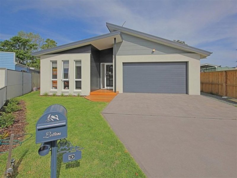 10 Marcelle Close, Broulee, NSW 2537