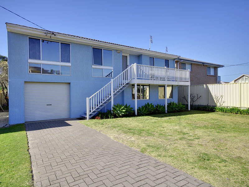 12 Morna Point Road, Anna Bay, NSW 2316