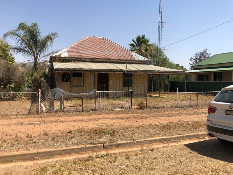 21 Weemabah Street, Trangie, NSW 2823 Property Details