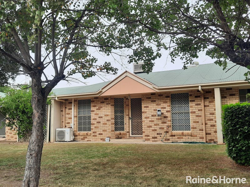 2/86 Callandoon Street, Goondiwindi, Qld 4390 Property Details