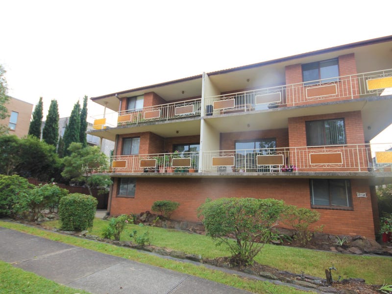 2/2 Carnarvon Street, Carlton, NSW 2218