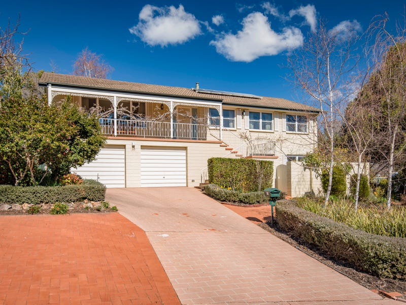 18 Hopkins Street, Weston, ACT 2611 Property Details