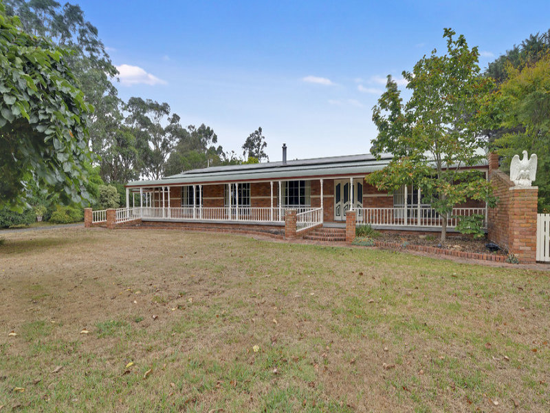70 Erinmore Court, Glengarry, VIC 3854