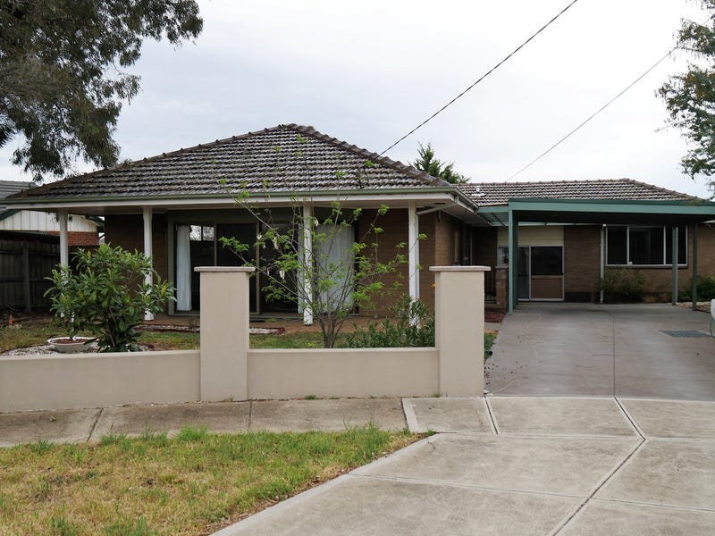 9 Kingsford Avenue, Melton South, Vic 3338