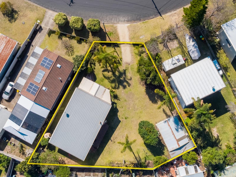 91 Ainslie Parade, Tomakin, NSW 2537 Property Details