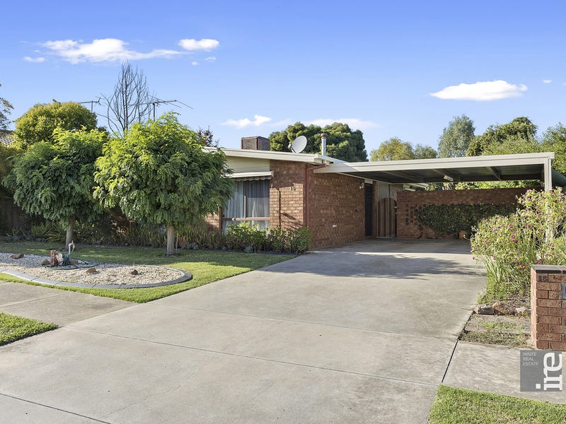 15 Russell Avenue, Wangaratta, VIC 3677 - realestate.com.au