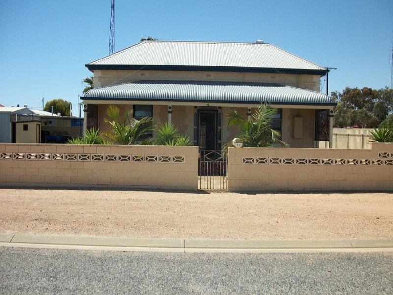 15 England Street, Wallaroo, SA 5556 Property Details