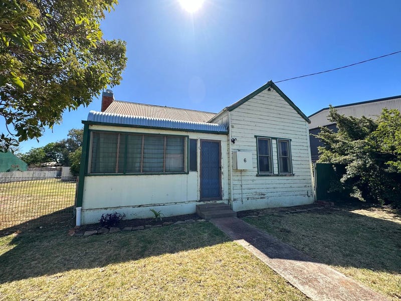 6 Hay Street, Condobolin, NSW 2877 House for Sale