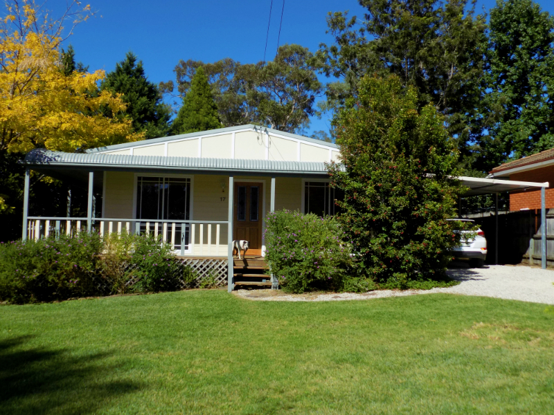 17 Liggins Road, Hazelbrook, NSW 2779