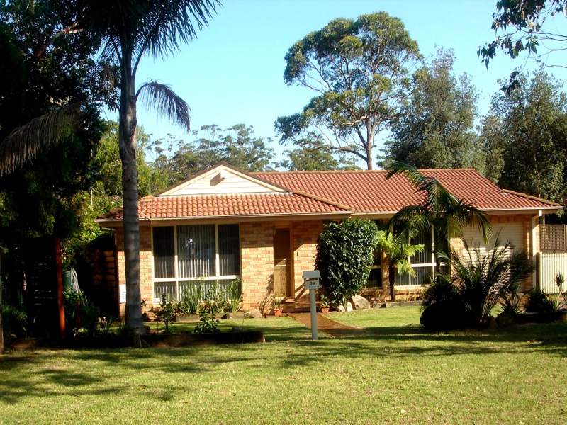 39 Clarke Street, Broulee, NSW 2537