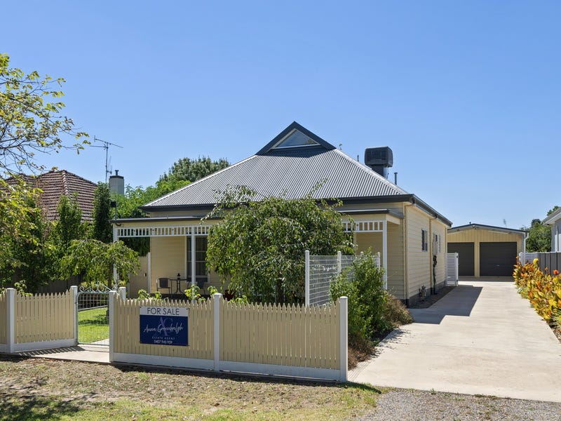 33 Smythe Street, Benalla, Vic 3672 House for Sale