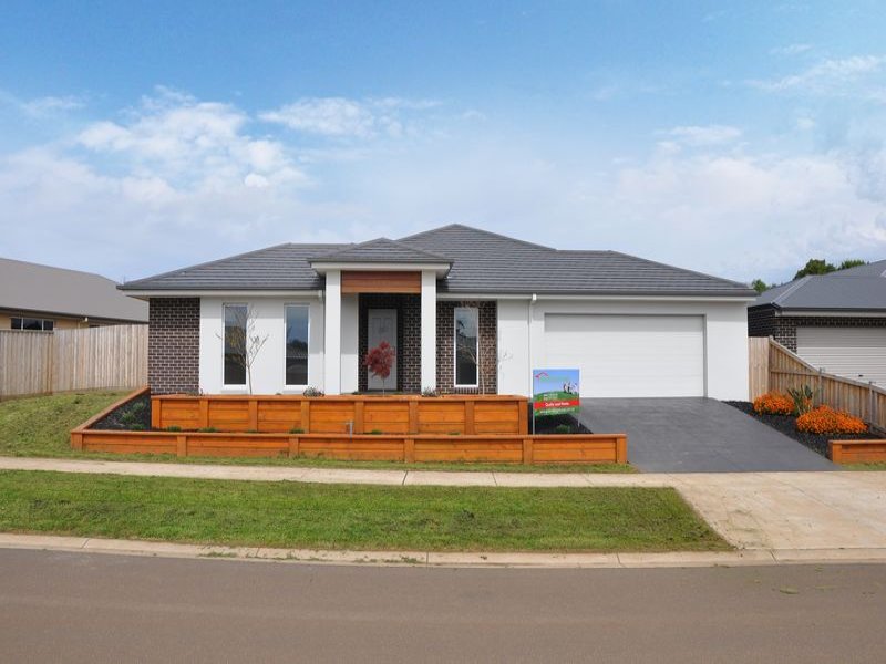 175 Twin Ranges Drive, Warragul, Vic 3820
